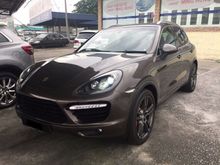 2011 Porsche Cayenne 4.8 Turbo SUV Demo Spec