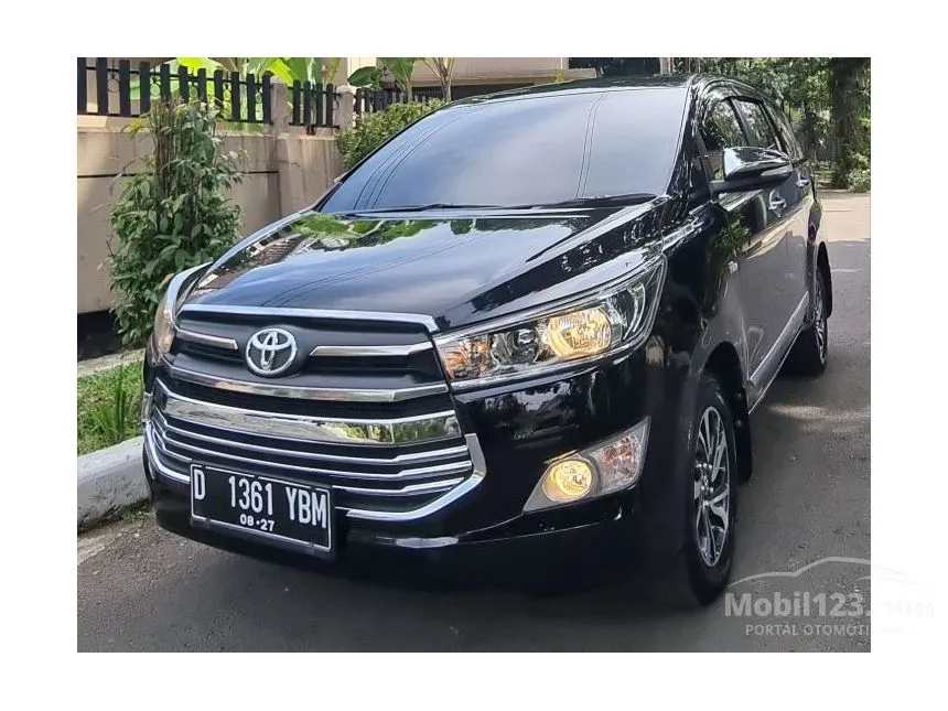 Jual Mobil Toyota Kijang Innova 2017 G 2.0 di Jawa Barat Manual MPV Hitam Rp 263.000.000