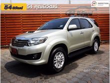 2014 Toyota Fortuner (ปี 12-15) V 3.0 AT SUV