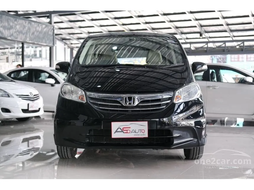 2013 Honda Freed EL Wagon