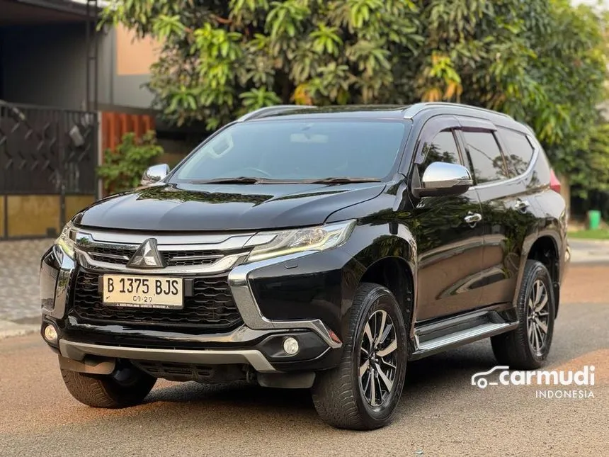 2017 Mitsubishi Pajero Sport Dakar 4X2 SUV