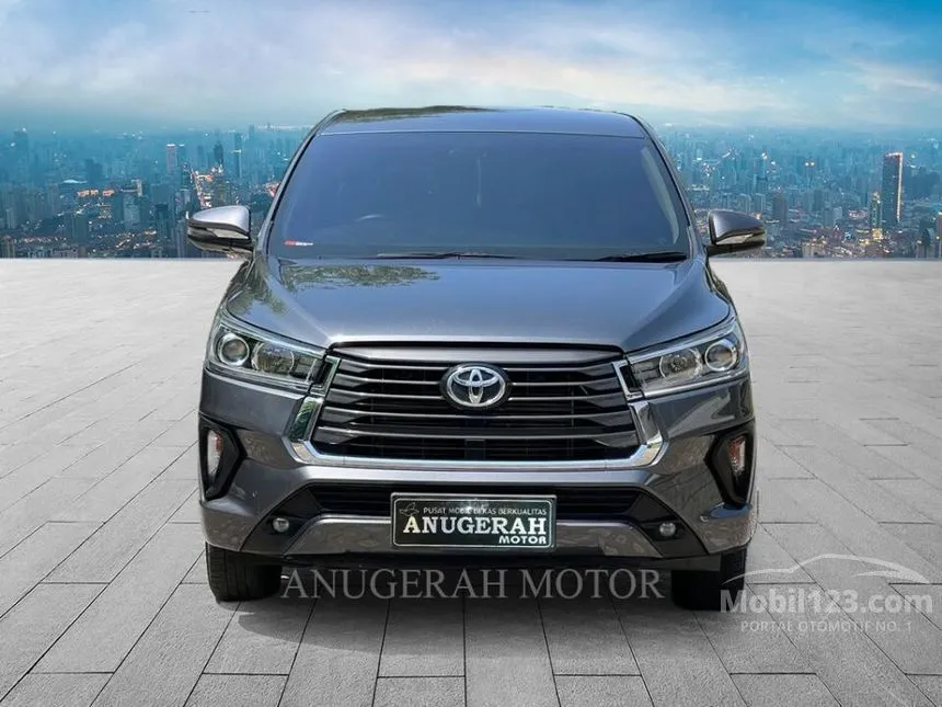 Jual Mobil Toyota Kijang Innova 2021 V 2.4 di Jawa Timur Automatic MPV Abu