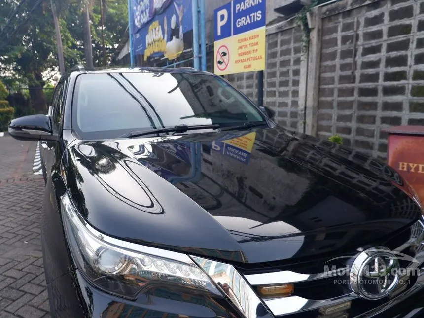 Jual Mobil Toyota Fortuner 2017 VRZ 2.4 di Jawa Timur Automatic SUV Hitam Rp 359.000.000