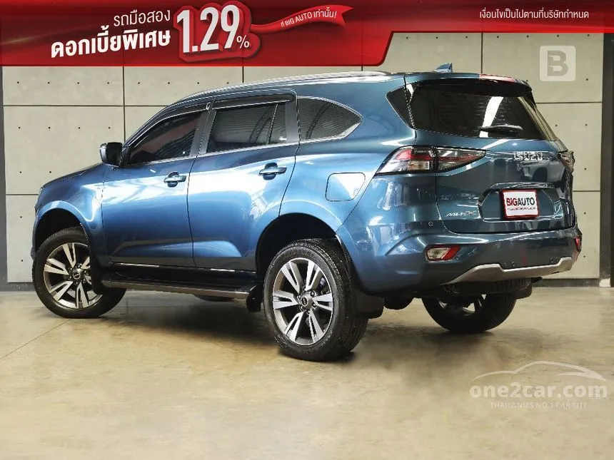 2023 Isuzu MU-X Ultimate SUV