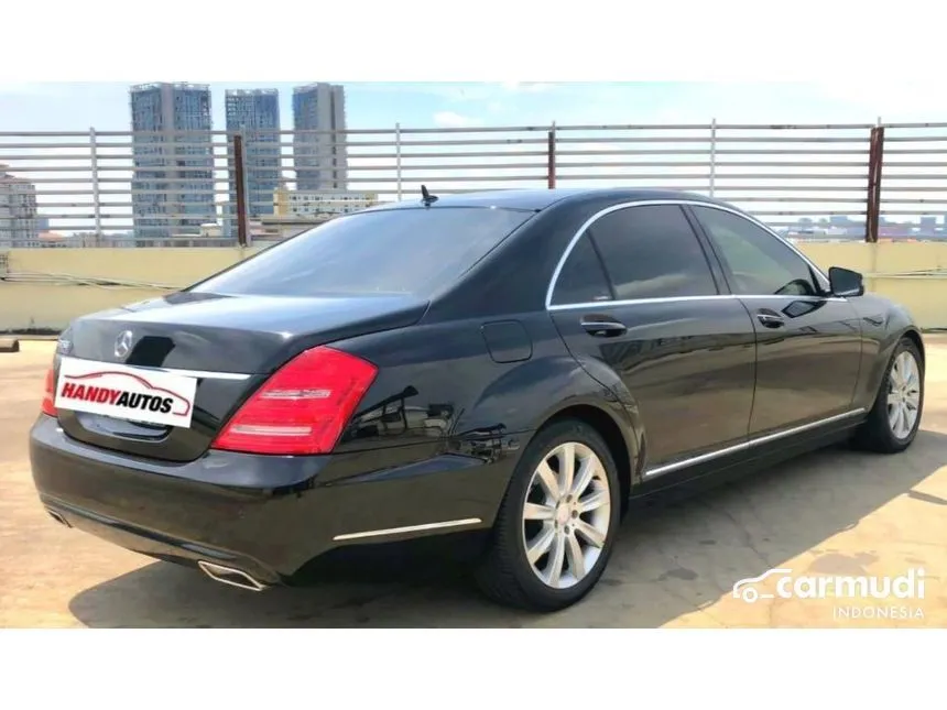 2010 Mercedes-Benz S500 L Sedan