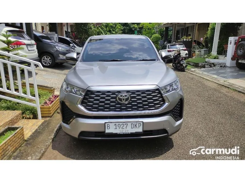 2022 Toyota Kijang Innova Zenix V (Premium Color) MPV