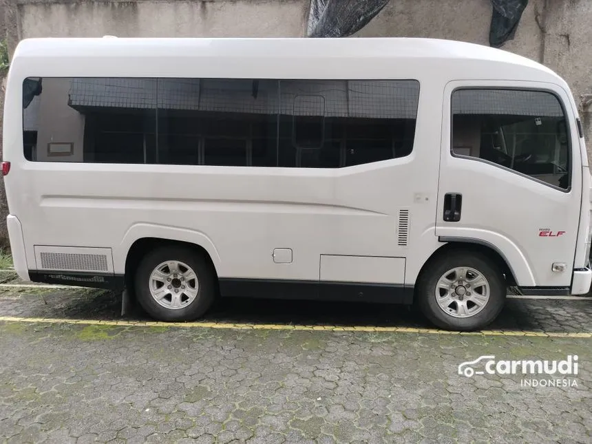 2022 Isuzu Elf NLR Truck