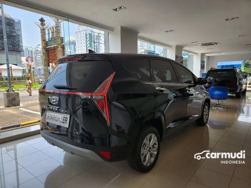 2025 Hyundai Stargazer Essential Tech MPV