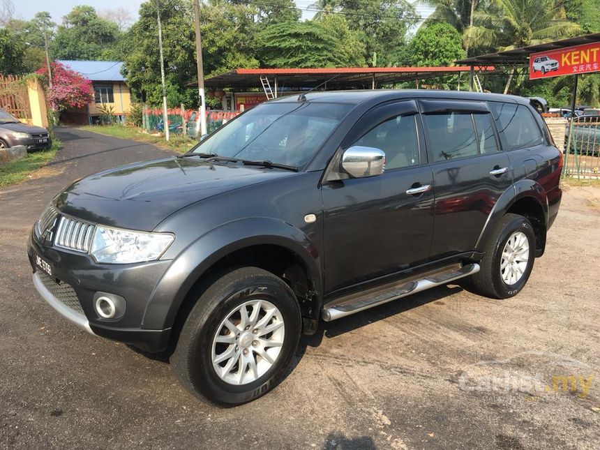 Mitsubishi pajero sport 2010