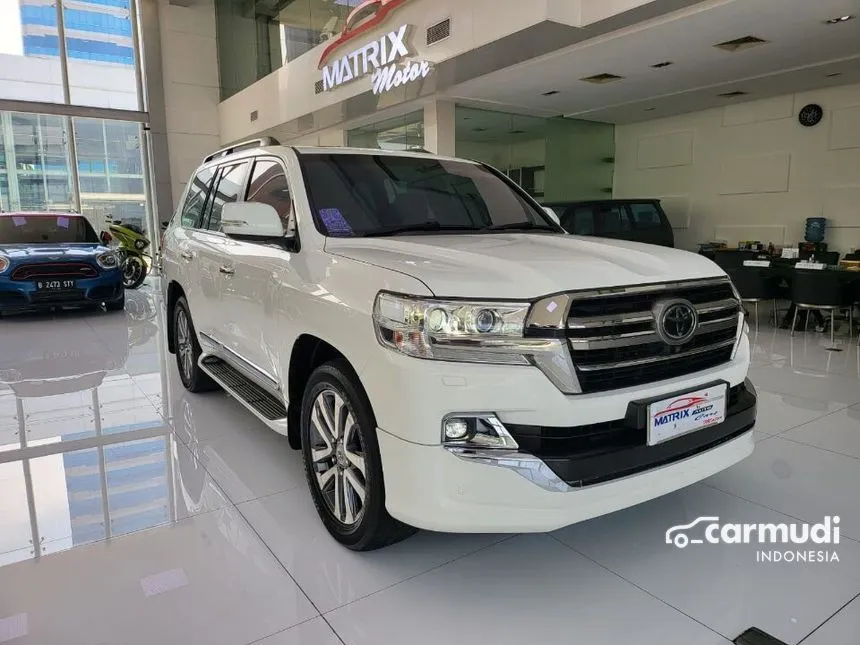 Jual Mobil Toyota Land Cruiser 2019 VX