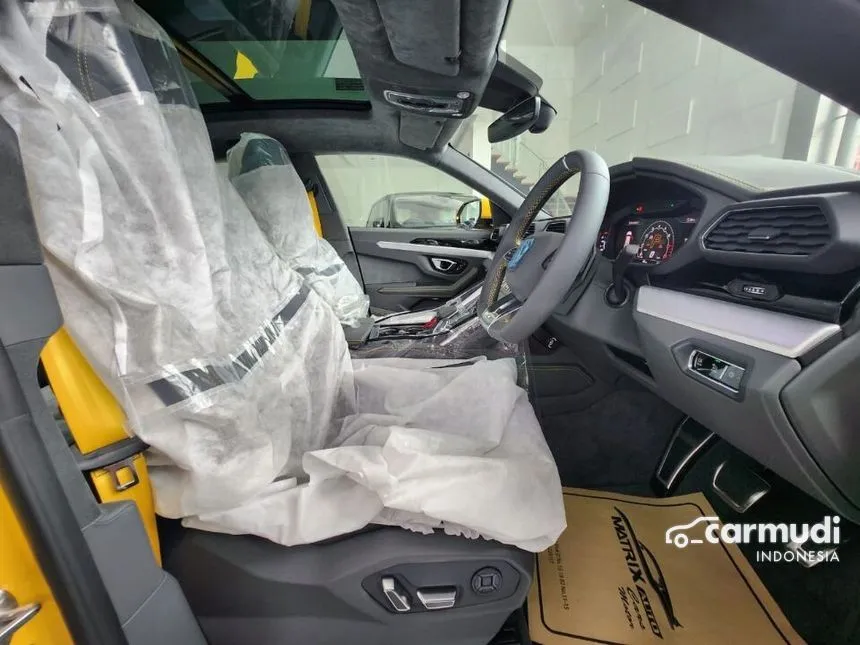 2022 Lamborghini Urus Urban Kit Edition Wagon
