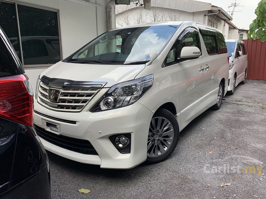 Toyota alphard 2014