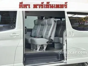 2019 Toyota Commuter 2.8 Van