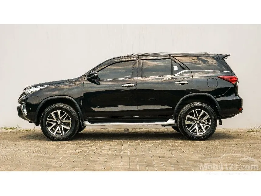 2020 Toyota Fortuner G 4X2 SUV
