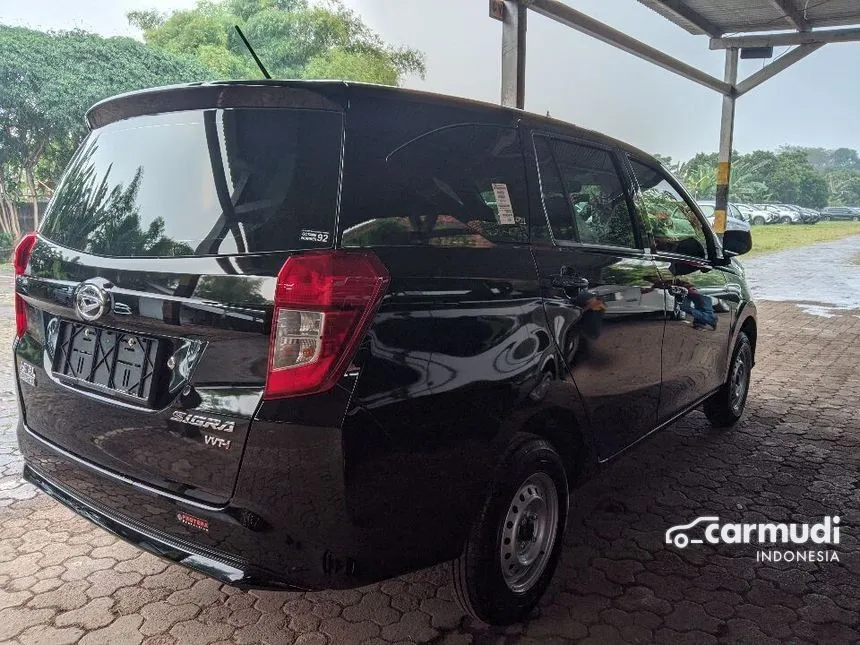 Jual Mobil Daihatsu Sigra 2024 D 1.0 di Jawa Barat Manual MPV Hitam Rp 129.500.000