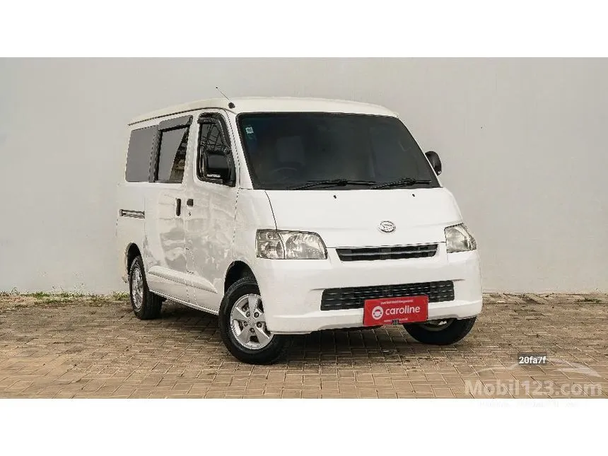 2019 Daihatsu Gran Max Mini Bus D Van