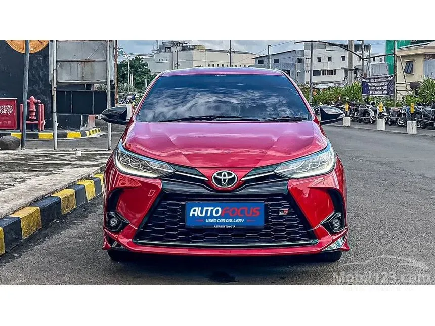 Jual Mobil Toyota Yaris 2022 S GR Sport 1.5 di DKI Jakarta Automatic Hatchback Merah Rp 238.000.000