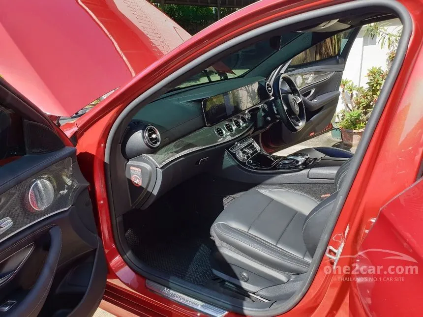 2018 Mercedes-Benz E220 d AMG Dynamic Sedan