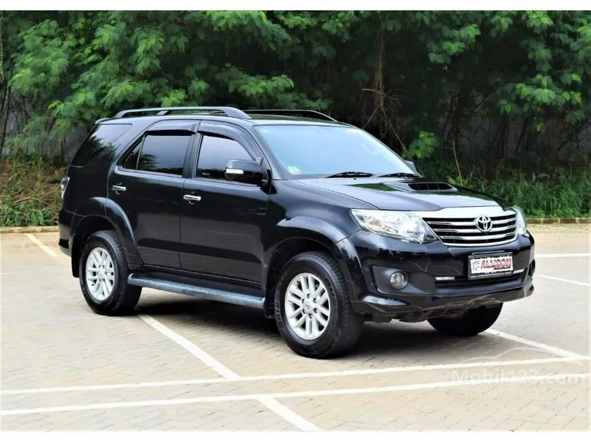 Legenda Jalanan: Mengupas Tuntas Toyota Fortuner B 1962 GJB