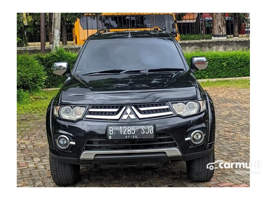 2015 Mitsubishi Pajero Sport Dakar SUV