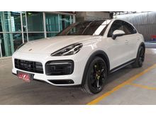 2020 Porsche Cayenne 3.0 E-Hybrid SUV AT