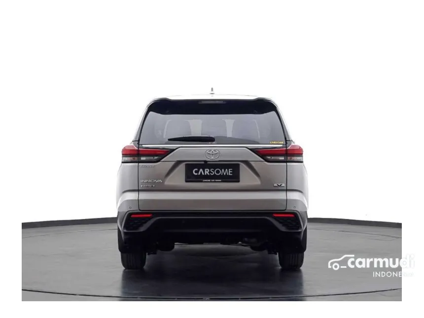 2022 Toyota Kijang Innova Zenix V (Non Premium Color) MPV