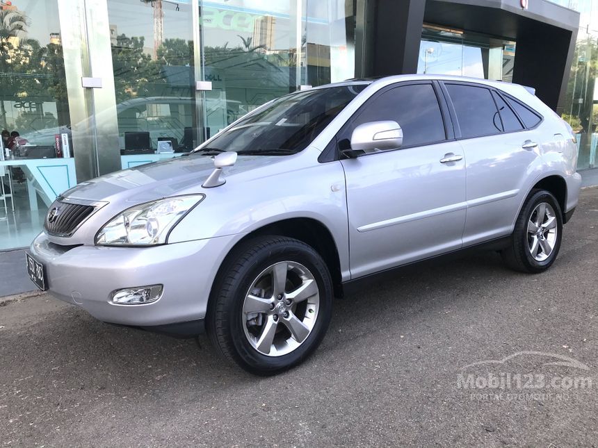 Toyota harrier 2013