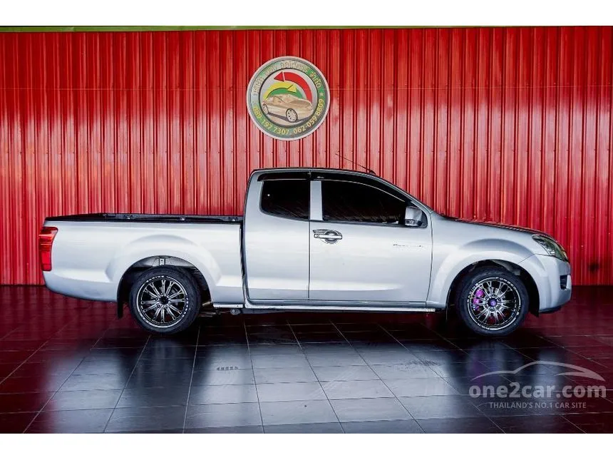 2013 Isuzu D-MAX Z Space Cab Pickup