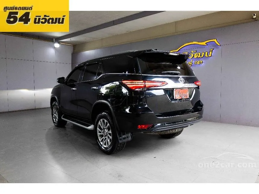 2021 Toyota FORTUNER V SUV