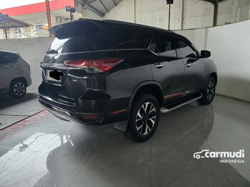 2018 Toyota Fortuner VRZ TRD 4X2 SUV