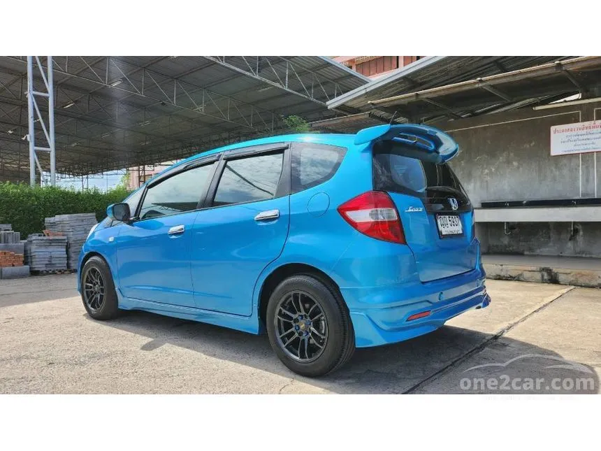 2011 Honda JAZZ V (SRS) Hatchback