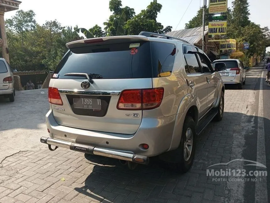 Jual Mobil Toyota Fortuner 2006 G 2.7 di Jawa Timur Automatic SUV Silver Rp 143.000.000