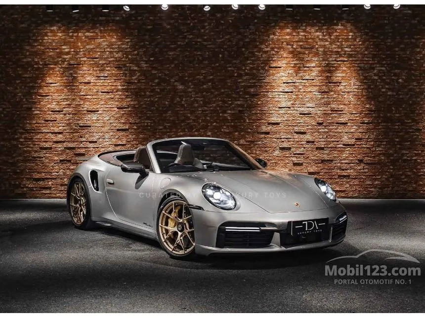 2022 Porsche 911 Turbo S Convertible