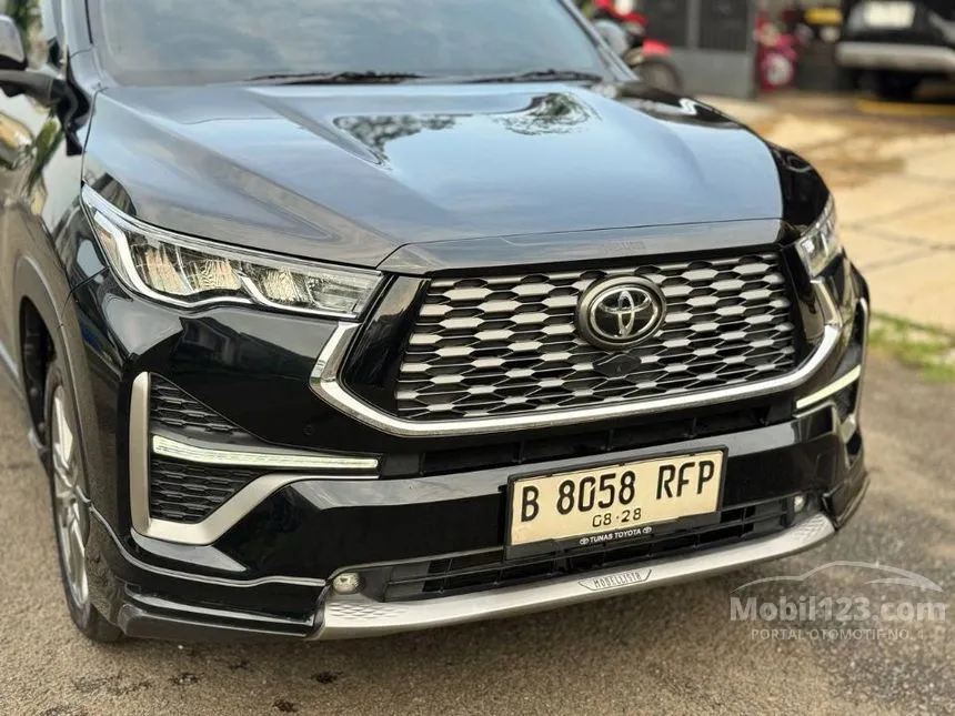 2023 Toyota Kijang Innova Zenix Q HV TSS ( Premium Color) MPV