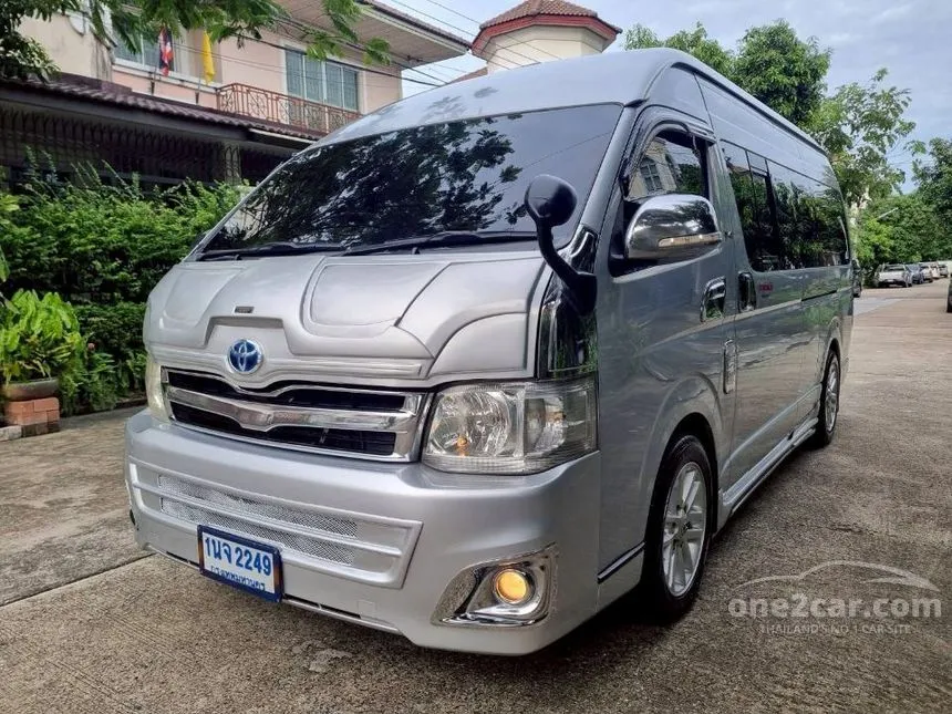 2012 Toyota HIACE D4D Van
