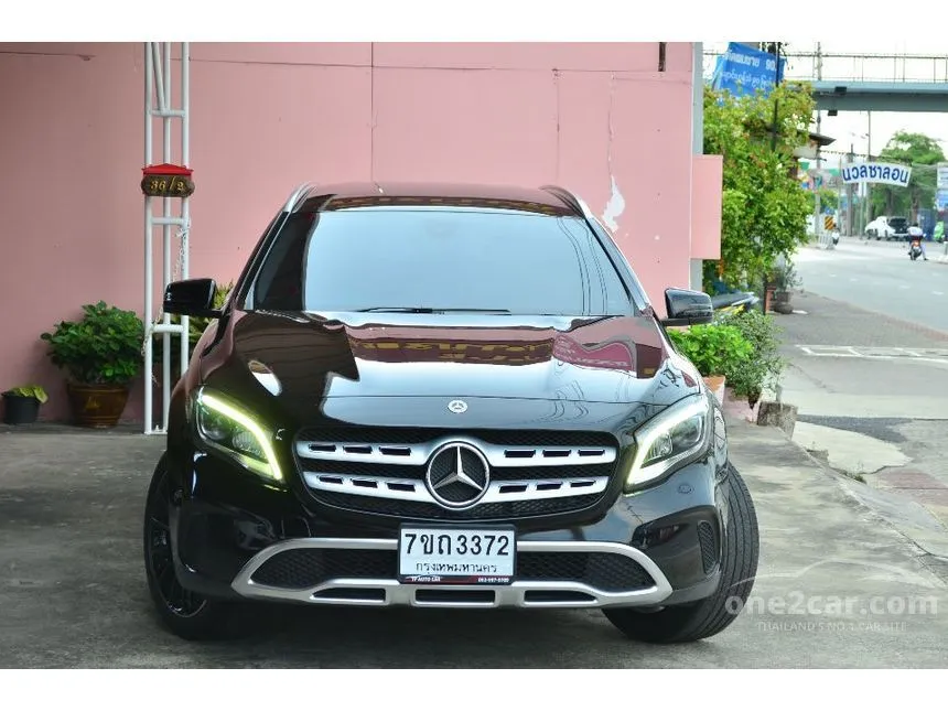 2020 Mercedes-Benz GLA200 Urban SUV