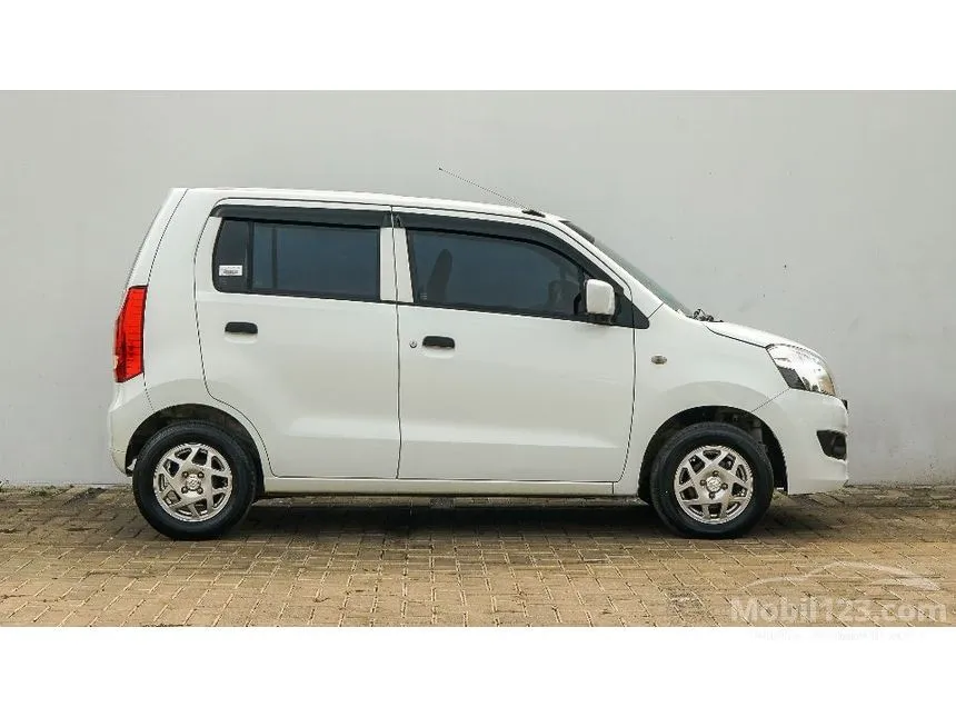2020 Suzuki Karimun Wagon R GL Hatchback