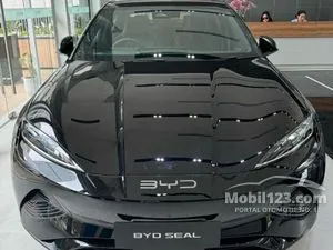 2026 BYD Seal Performance AWD Sedan