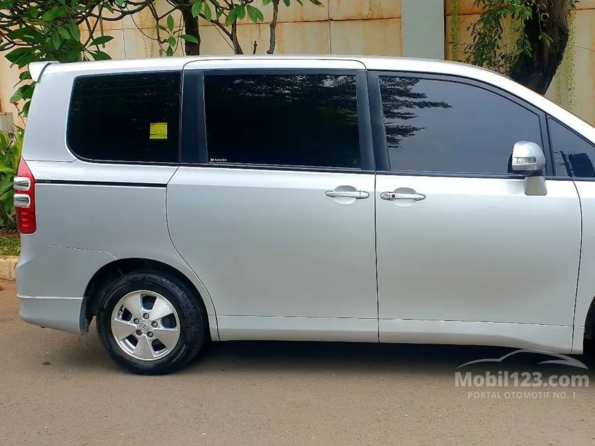 Jual Mobil Toyota NAV1 2013 Luxury V 2.0 Di DKI Jakarta Automatic MPV ...