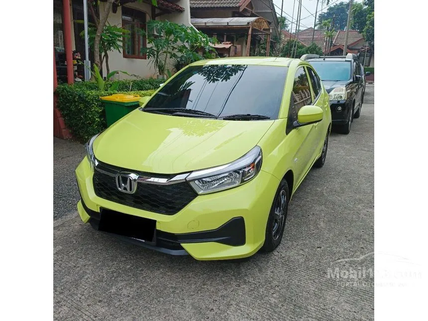 Jual Mobil Honda Brio 2023 E Satya 1.2 di DKI Jakarta Automatic Hatchback Kuning Rp 139.000.000