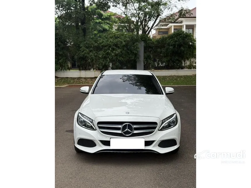2017 Mercedes-Benz C200 Avantgarde Sedan