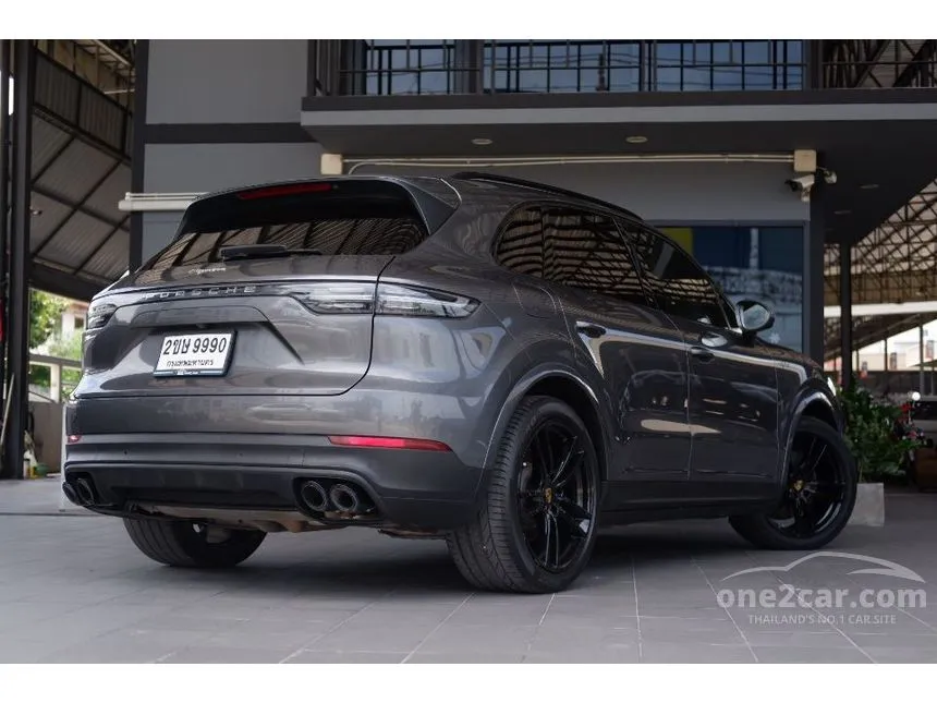 2021 Porsche CAYENNE SUV