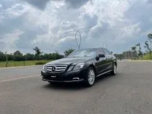 2010 Mercedes-Benz E300 3.0 Elegance Sedan LOW KM. TANGAN PERTAMA. ISTIMEWA