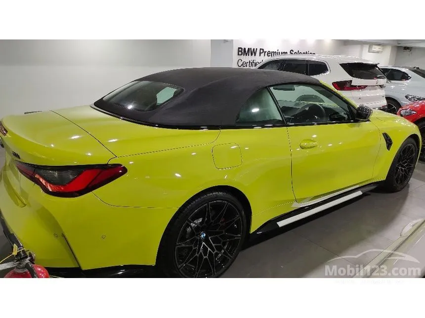 Jual Mobil BMW M4 2023 Competition 3.0 di DKI Jakarta Automatic Cabriolet Kuning Rp 3.052.000.000