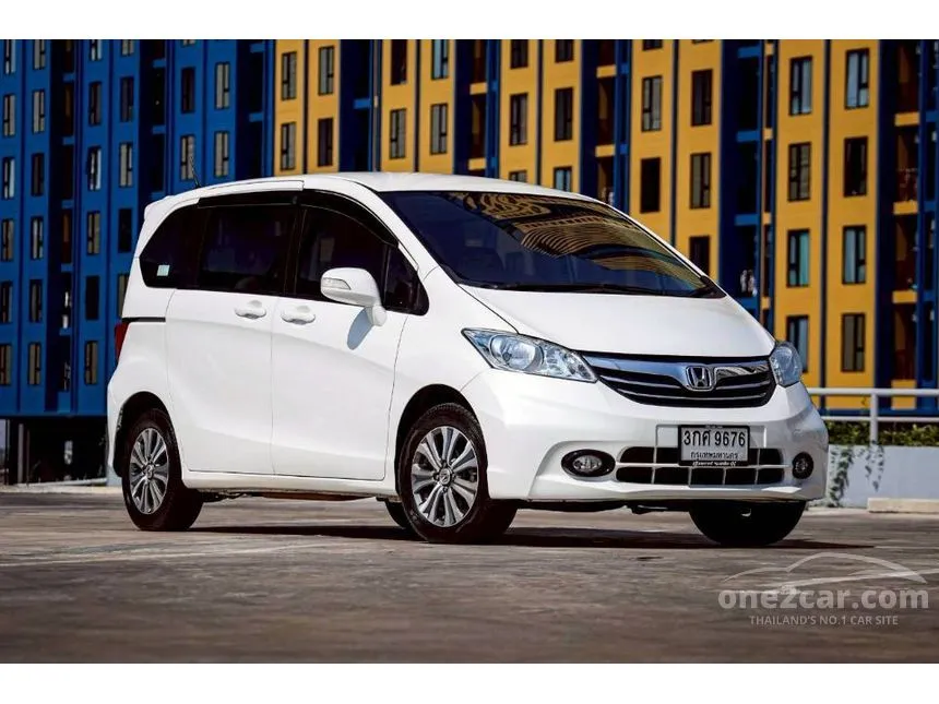 2014 Honda FREED E Wagon