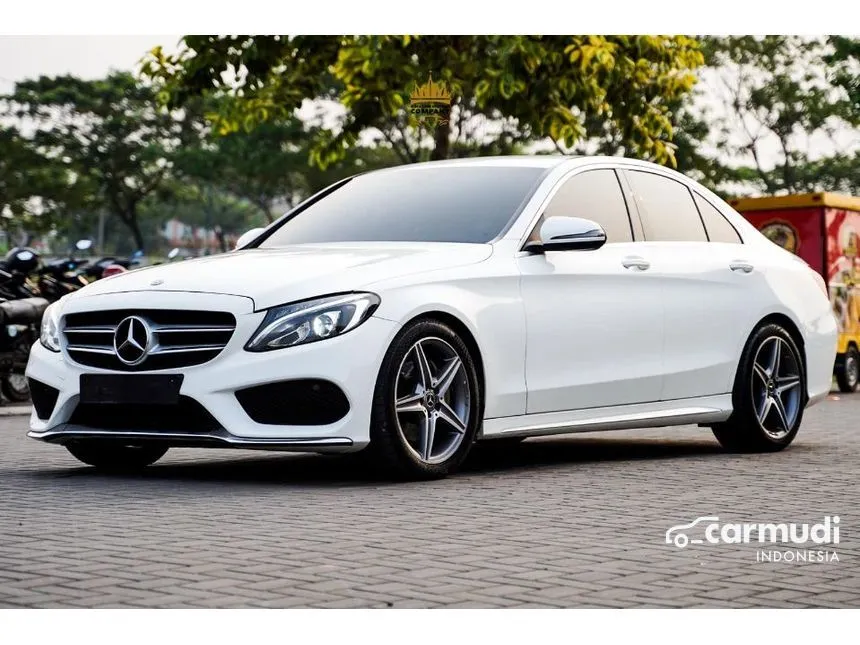 2018 Mercedes-Benz C200 AMG Sedan