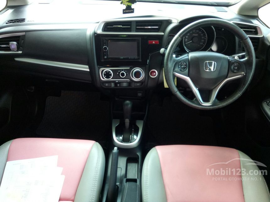 Jual Mobil  Honda  Jazz  2021 RS  1 5 di Sulawesi Selatan 