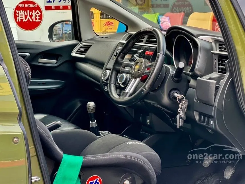 2016 Honda JAZZ S Hatchback