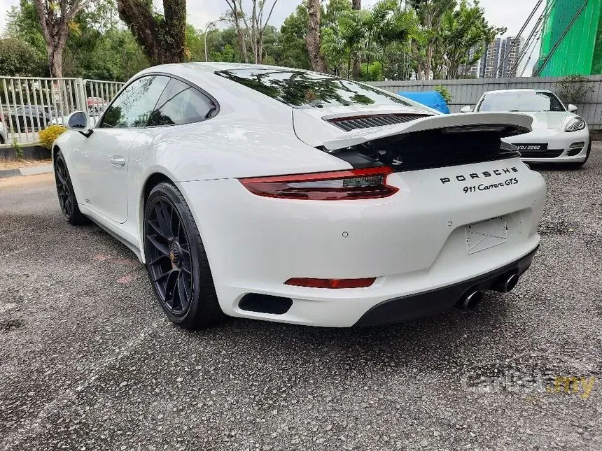 2019 Porsche 911 Carrera GTS Coupe