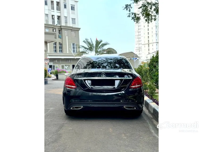 2018 Mercedes-Benz C200 AMG Line Sedan